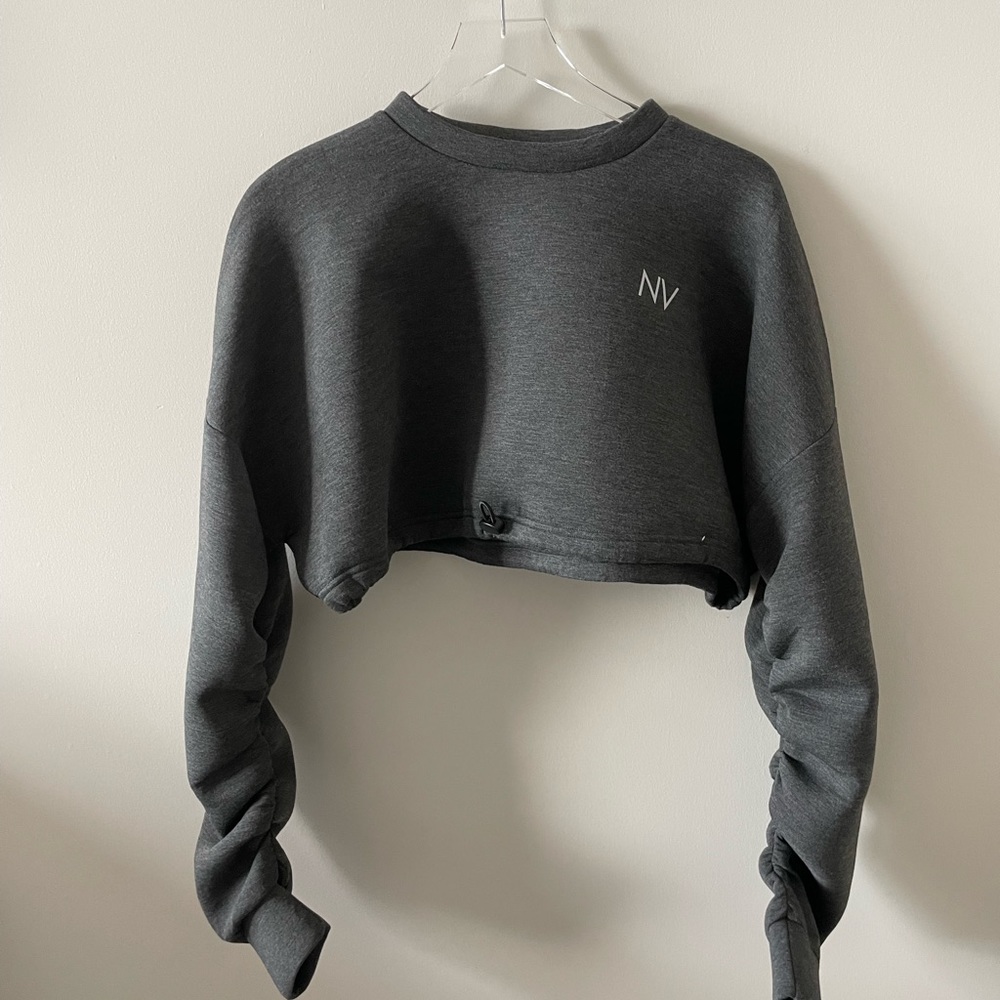 NV gray crew neck drawstring waist cropped bubble sleeve sweater M